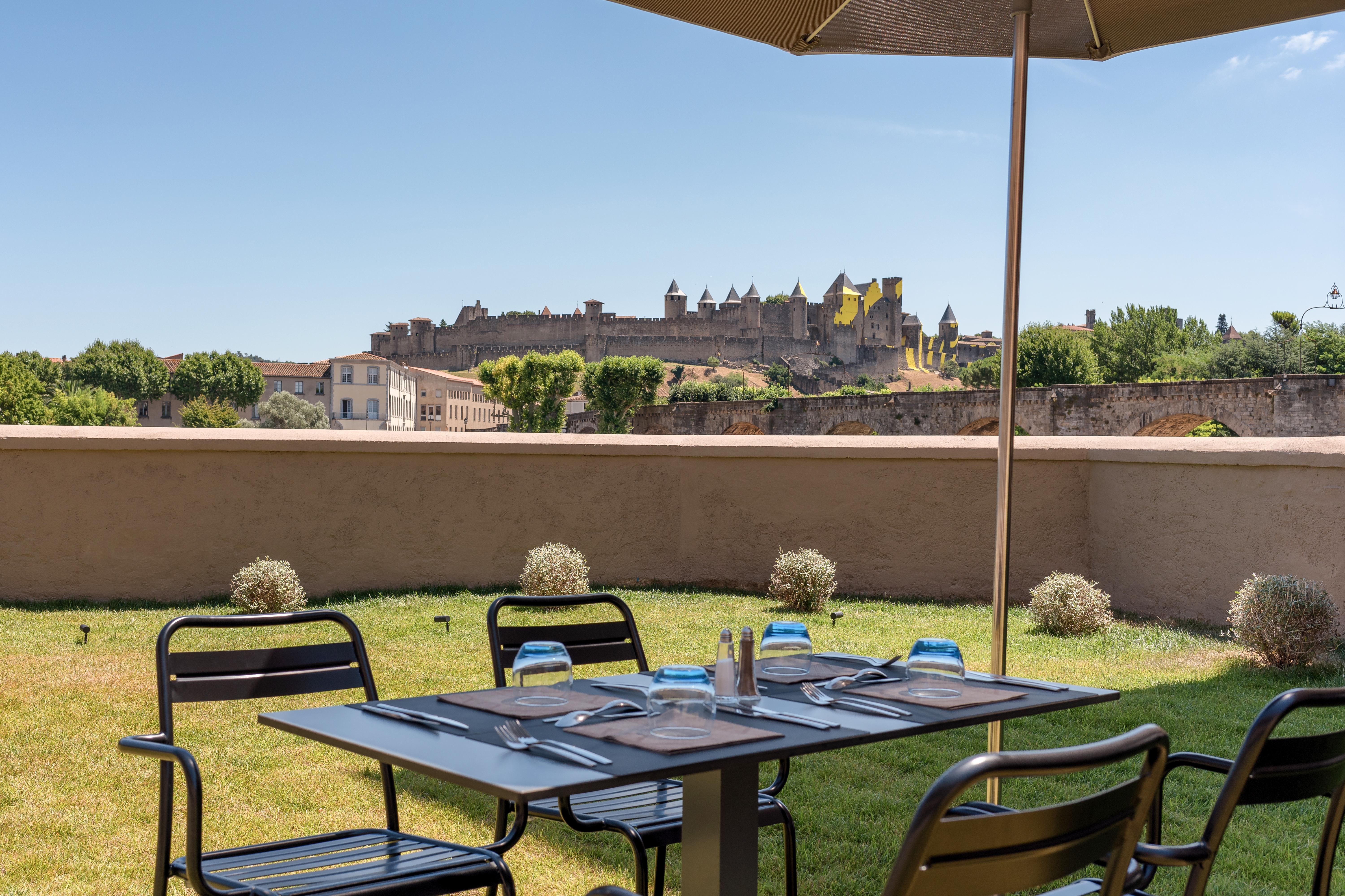 Sowell Hotels Les Chevaliers Каркасон Екстериор снимка
